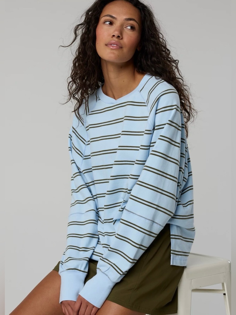 Aerie Long Sleeve Oversized Fit Top
SIZE XXL *NWT* - Picture 7 of 12